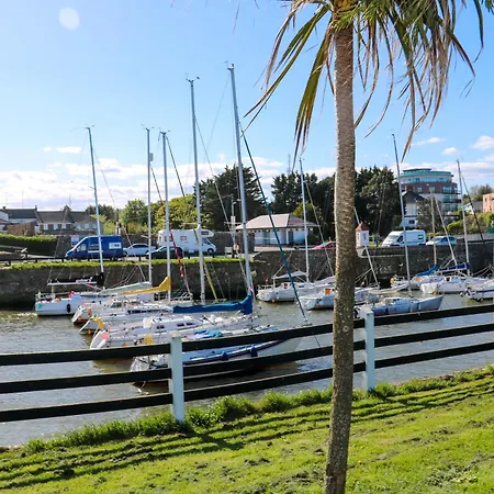 Sunnyside * Riverchapel